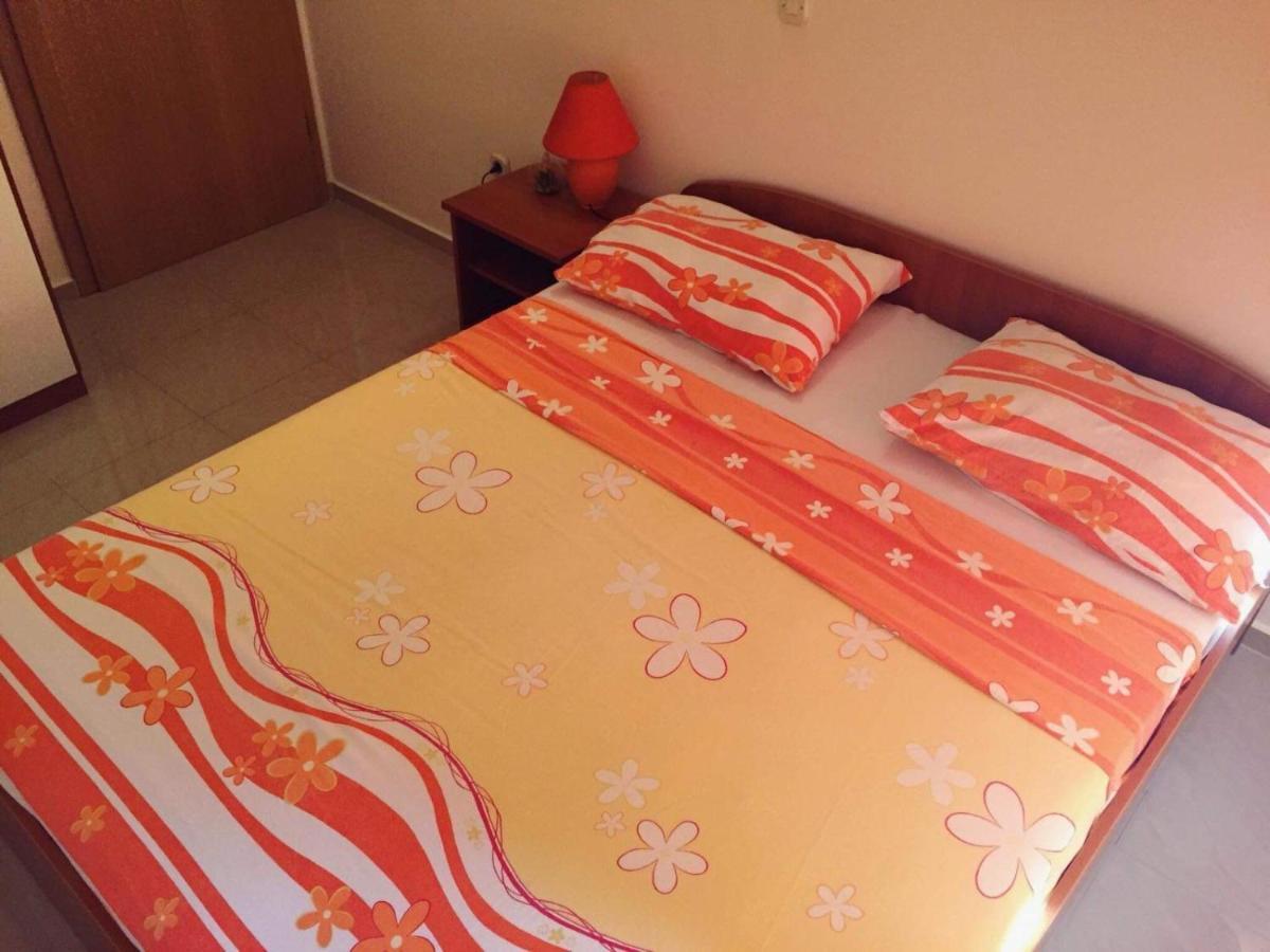 Vrana  Apartmani Viktorija מראה חיצוני תמונה